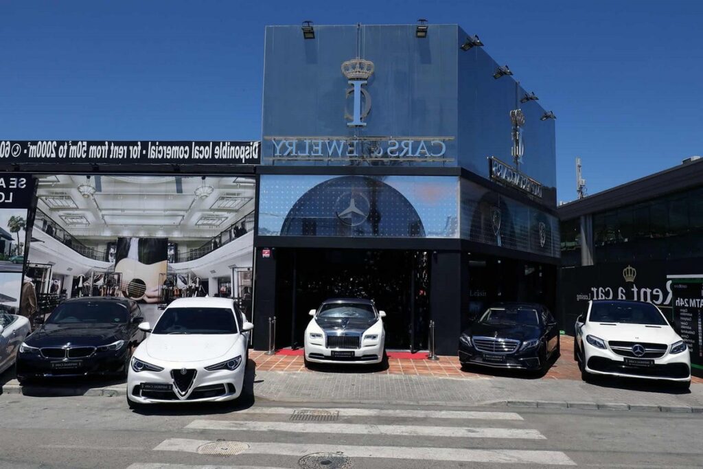 Aún puedes comprar un Mercedes clase x en España